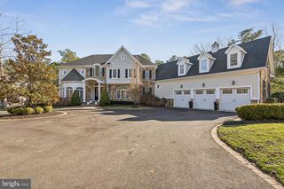 11 CLIFF SWALLOW DR, Medford, NJ 08055