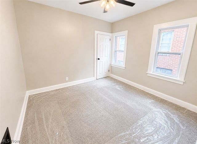 154 Roslyn Drive, Youngstown, OH 44505