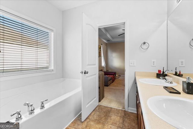 109 Abelia Lane, Byron, GA 31008