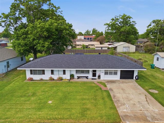 1822 Sarah Lane, Lake Charles, LA 70605