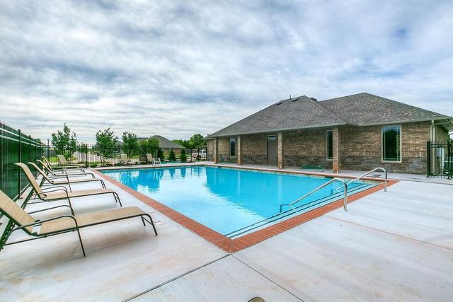1100 SW 139th Terrace, Oklahoma City, OK 73170