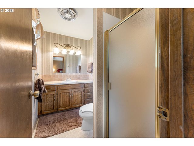 8212 Ne 219TH Ave, Vancouver, WA 98682