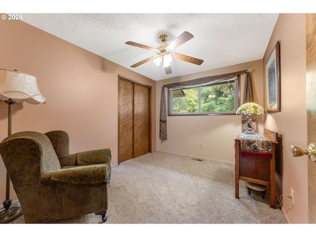 8212 Ne 219TH Ave, Vancouver, WA 98682