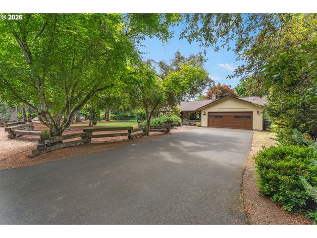 8212 Ne 219TH Ave, Vancouver, WA 98682