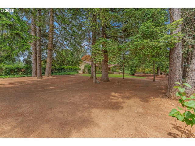 8212 Ne 219TH Ave, Vancouver, WA 98682
