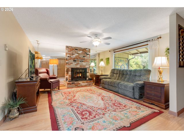 8212 Ne 219TH Ave, Vancouver, WA 98682