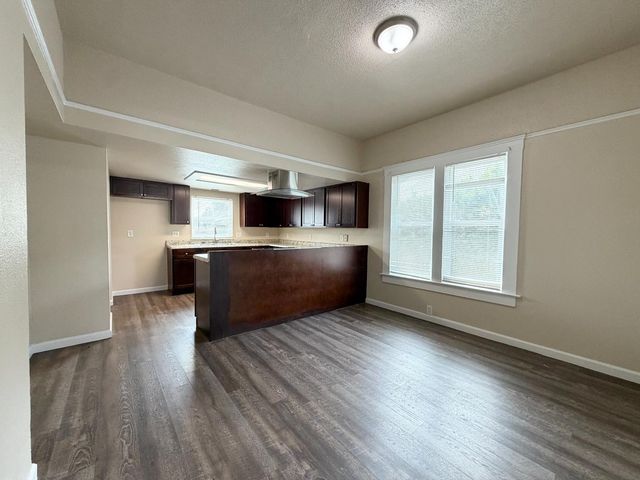 622 N Palm Avenue, Fresno, CA 93728