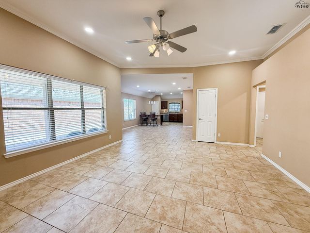 2010 WINDMILL LAKE AVENUE, Wichita Falls, TX 76309