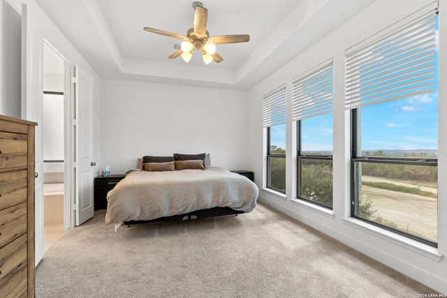 250 Navarro, Boerne, TX 78006