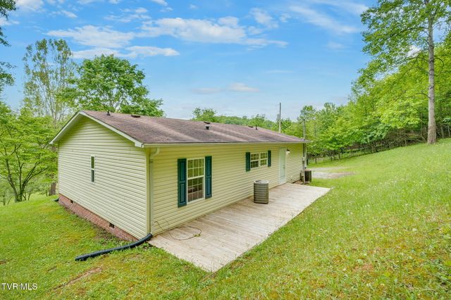 118 Berry Hill Road, Elizabethton, TN 37643