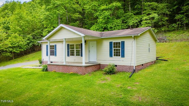118 Berry Hill Road, Elizabethton, TN 37643