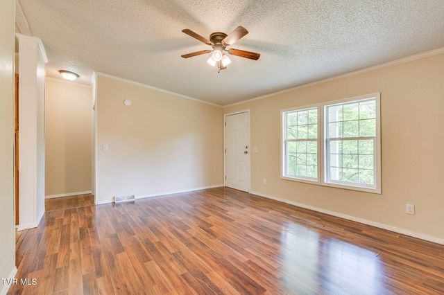 118 Berry Hill Road, Elizabethton, TN 37643