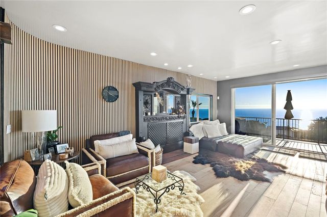 2979 Terry, Laguna Beach, CA 92651