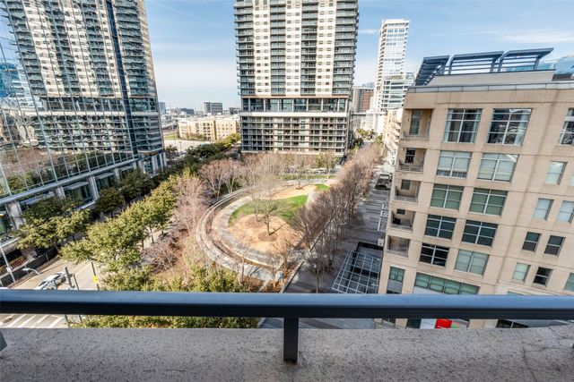 2200 Victory Avenue 701, Dallas, TX 75219