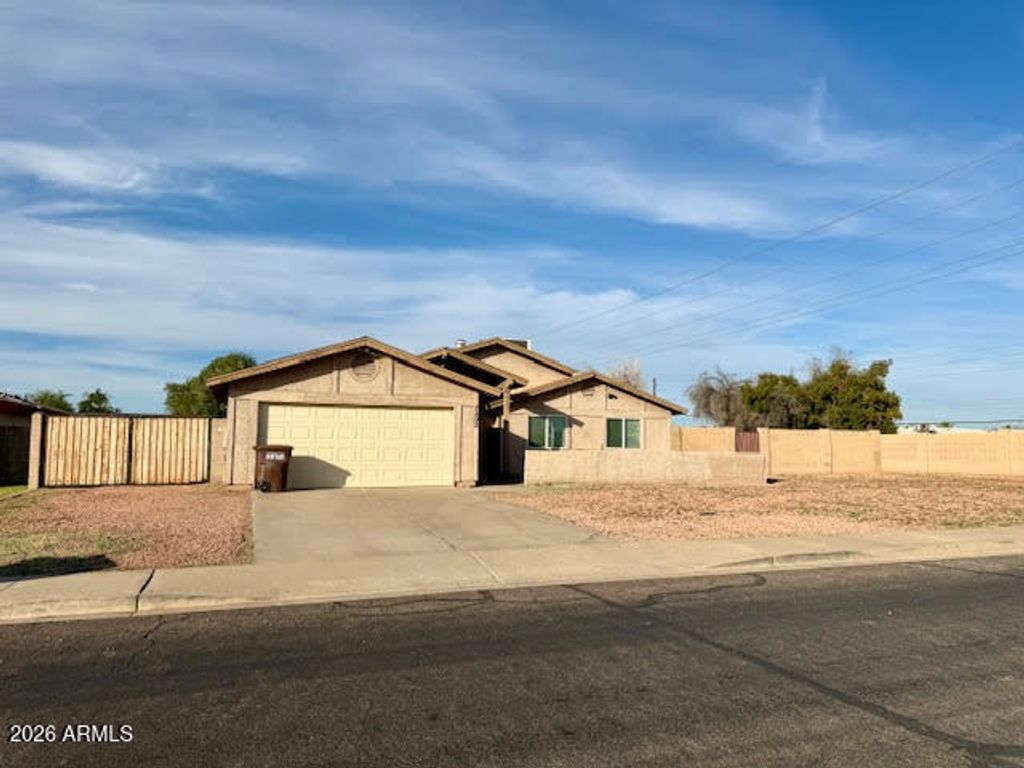 7502 W DESERT COVE Avenue, Peoria, AZ 85345