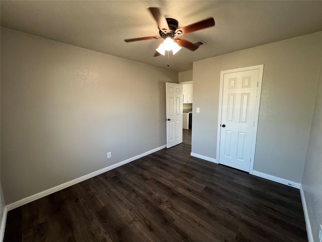 415 Glenn Drive, Weatherford, TX 76086