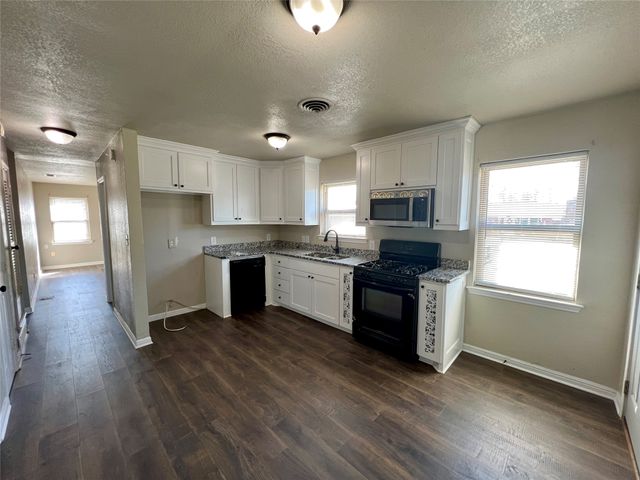 415 Glenn Drive, Weatherford, TX 76086