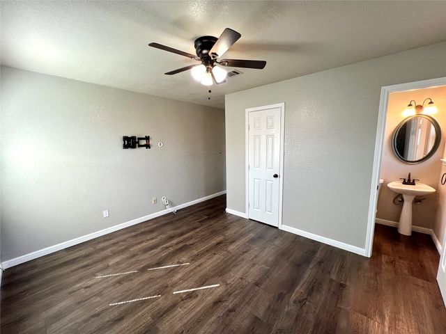 415 Glenn Drive, Weatherford, TX 76086