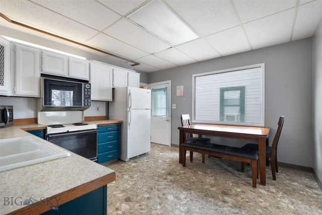 1032 S Wyoming Street, Butte, MT 59701