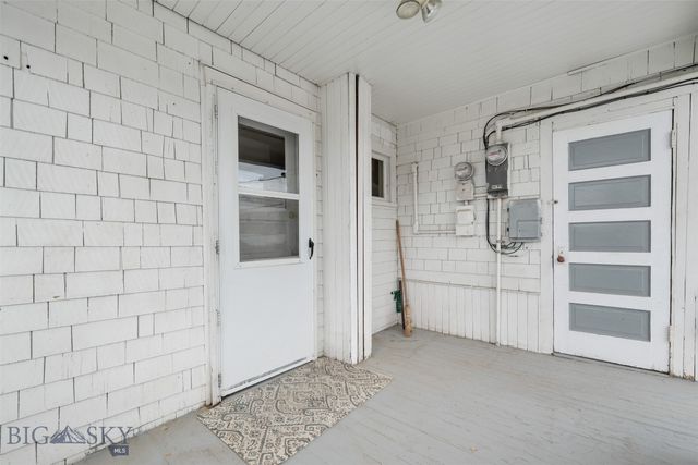 1032 S Wyoming Street, Butte, MT 59701