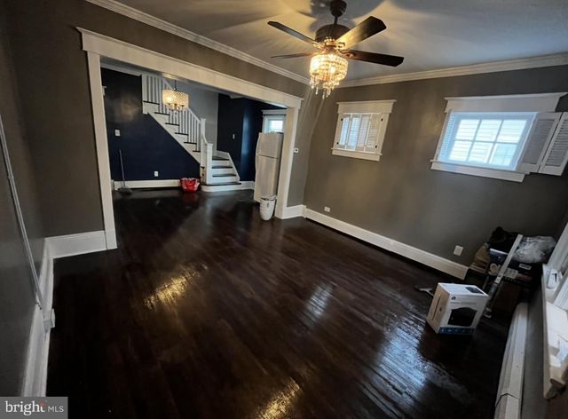 52 BISMARCK AVE, Trenton, NJ 08629