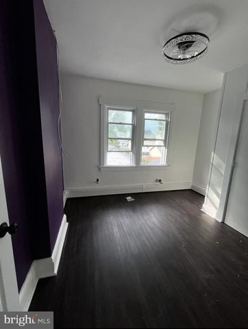 52 BISMARCK AVE, Trenton, NJ 08629