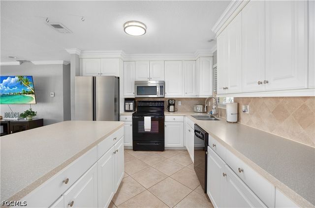1012 Wyomi DR, Fort Myers, FL 33919