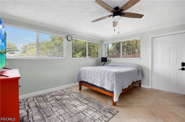 1012 Wyomi DR, Fort Myers, FL 33919