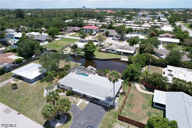 1012 Wyomi DR, Fort Myers, FL 33919