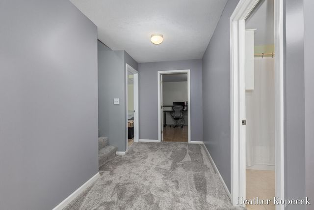 1663 Barnsley Court Se, Lowell Twp, MI 49331