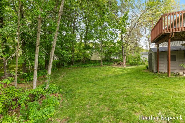 1663 Barnsley Court Se, Lowell Twp, MI 49331