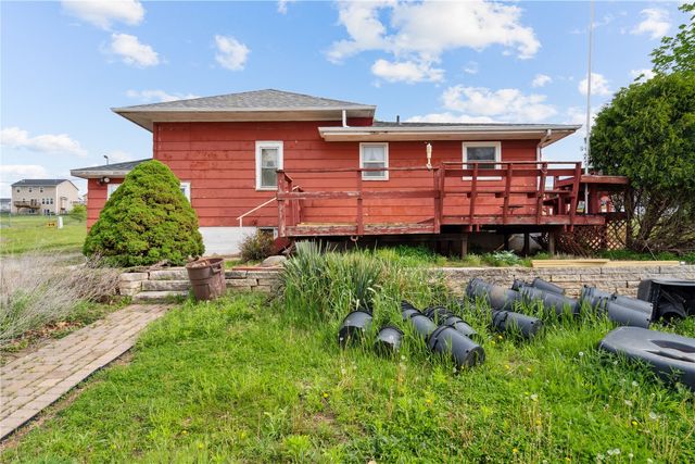 1895 33rd Avenue SW, Cedar Rapids, IA 52404