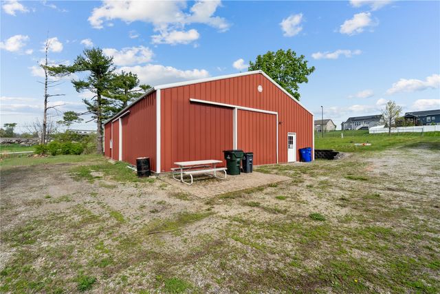 1895 33rd Avenue SW, Cedar Rapids, IA 52404