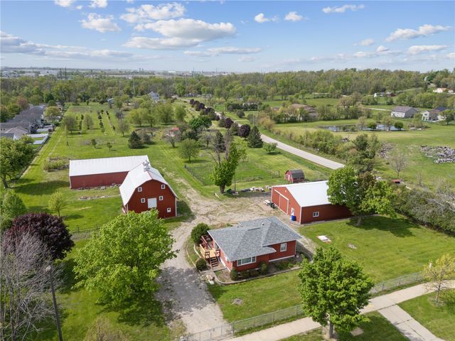 1895 33rd Avenue SW, Cedar Rapids, IA 52404