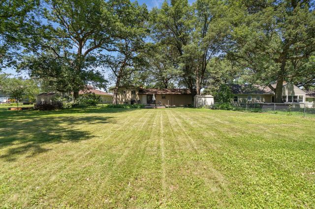 7703 49th Avenue N, New Hope, MN 55428
