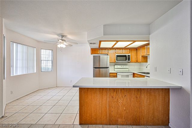 8410 Eldora Avenue 1020, Las Vegas, NV 89117
