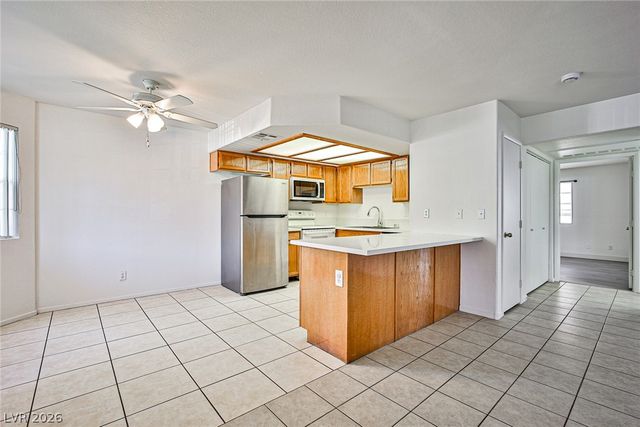 8410 Eldora Avenue 1020, Las Vegas, NV 89117