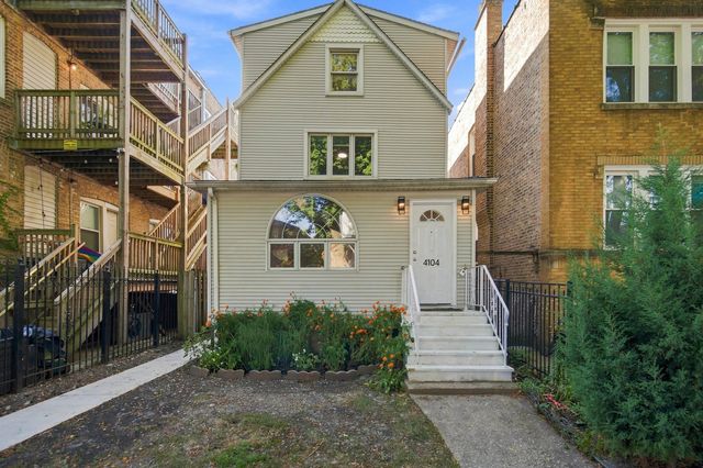 4104 N Richmond Street, Chicago, IL 60618