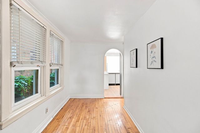 4104 N Richmond Street, Chicago, IL 60618