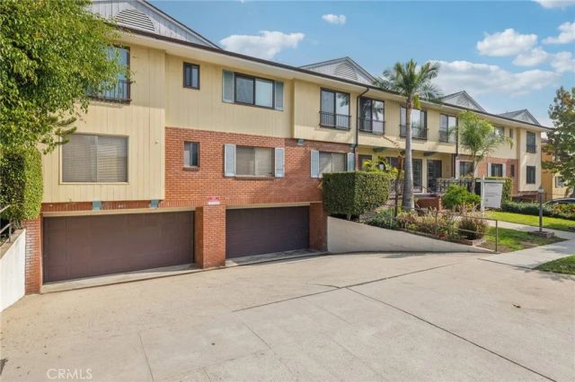 312 N Louise Street 210, Glendale, CA 91206