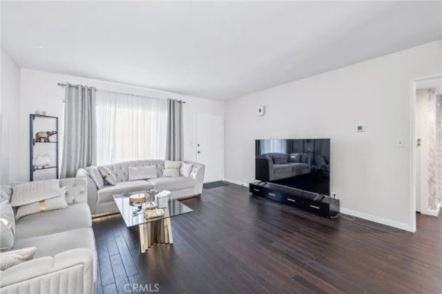 312 N Louise Street 210, Glendale, CA 91206