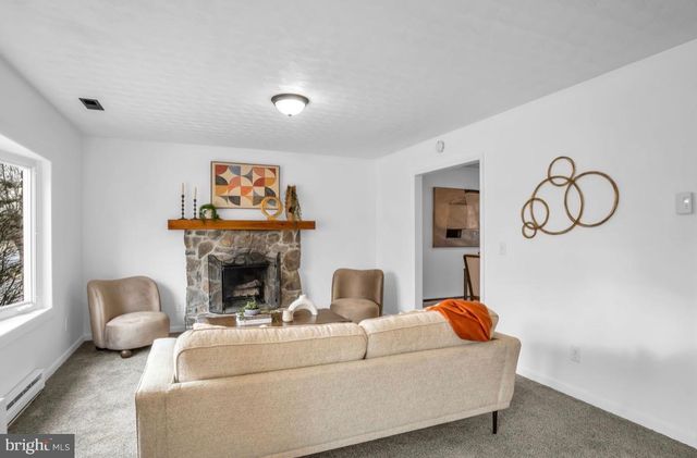 161 EARLY AVE, Gettysburg, PA 17325