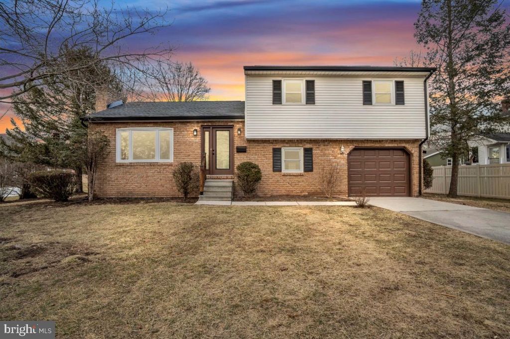 161 EARLY AVE, Gettysburg, PA 17325