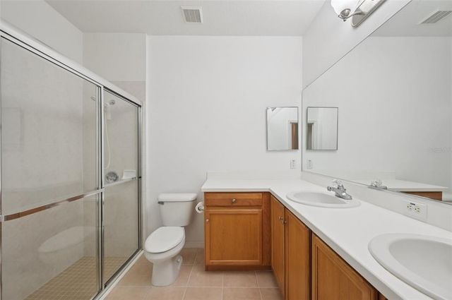 2040 SIFIELD GREENS WAY 24, Sun City Center, FL 33573