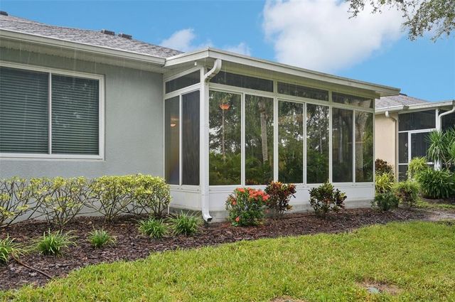 2040 SIFIELD GREENS WAY 24, Sun City Center, FL 33573