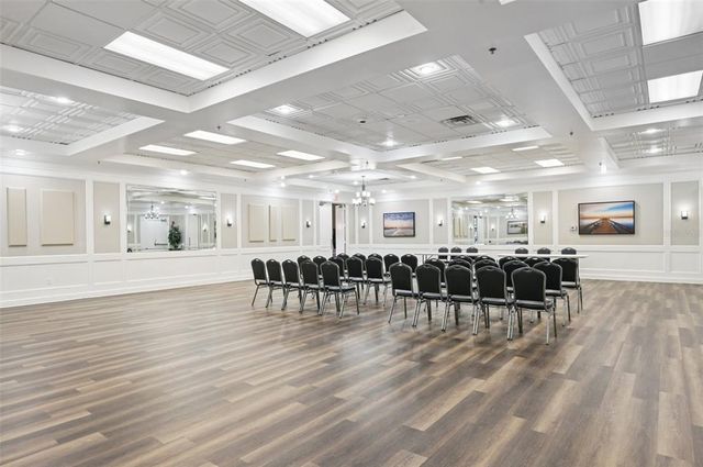 2040 SIFIELD GREENS WAY 24, Sun City Center, FL 33573