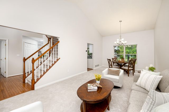 3211 Foxway Court, Ann Arbor, MI 48105