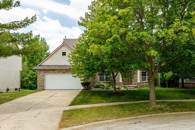 3211 Foxway Court, Ann Arbor, MI 48105