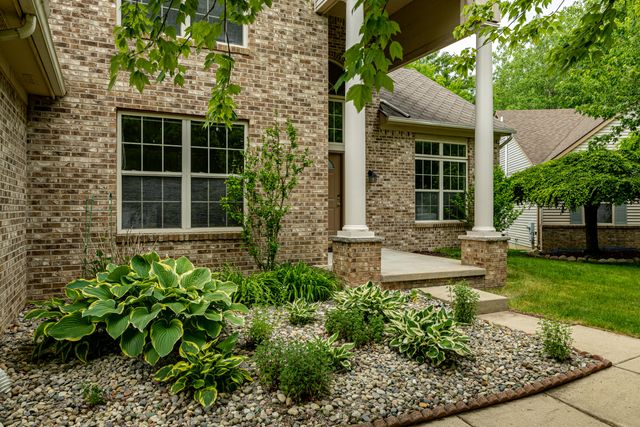 3211 Foxway Court, Ann Arbor, MI 48105