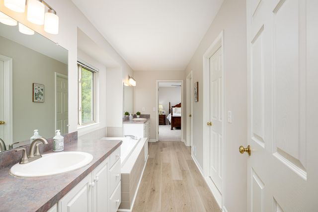 3211 Foxway Court, Ann Arbor, MI 48105